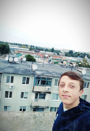Моя фотография - Евгений, 24 из Кременчуг (@evgeniy302071)