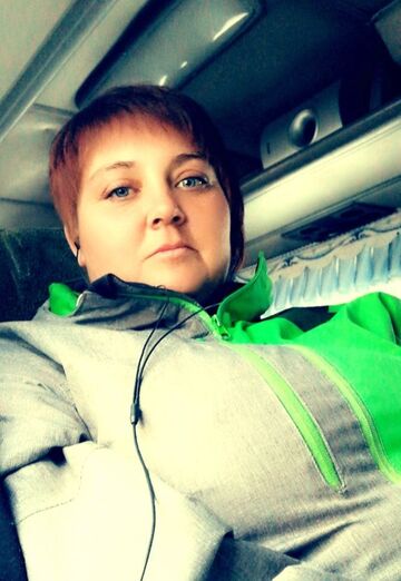 Алёна, 23 years, Russian Federation, Irkutsk, would like to meet a guy or a girl