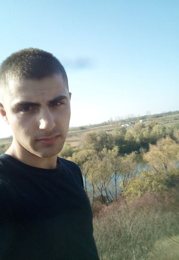 Моя фотография - Владислав, 25 из Бричаны (@vladislav36247)