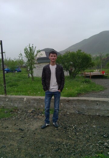 Моя фотография - Акжол, 29 из Кызыл-Кия (@akjol129)