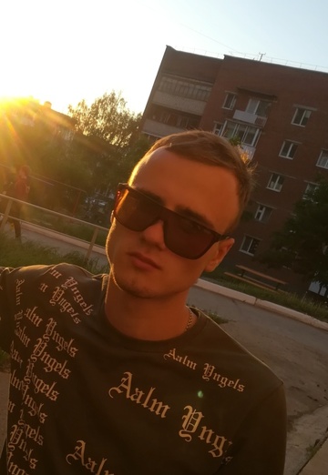 Моя фотография - Руслан, 21 из Воткинск (@ruslan230155)