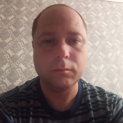 Александр, 41, Целинное