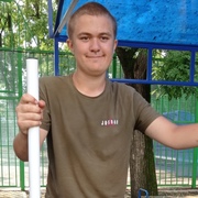 Александр, 19, Отрадная