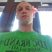 Владислав, 26, Нижний Тагил