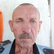Василий, 37, Астрахань
