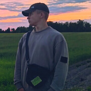 Влад, 18, Брянск