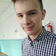 Максим, 21, Топки