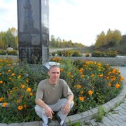 Александр, 37, Горнозаводск