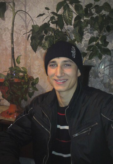 Моя фотография - Виктор, 36 из Енакиево (@viktor105574)