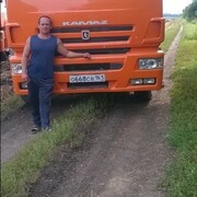 Владимир Кострюков, 42, Семикаракорск