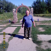 Валерий, 73, Котово
