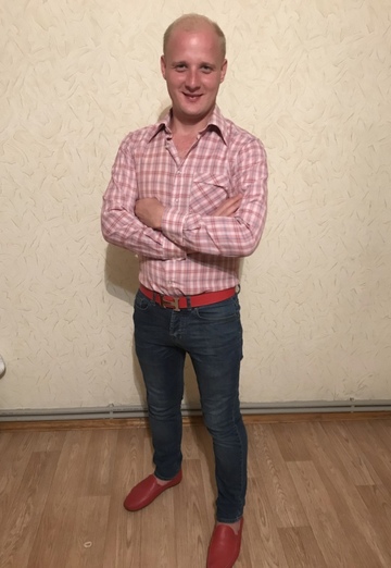 Моя фотография - Геннадий, 35 из Чернигов (@gennadiy26419)