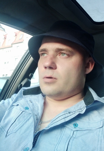 La mia foto - Igor, 37 di Kaliningrad (@igorek4670)