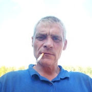 Александр, 46, Карпинск