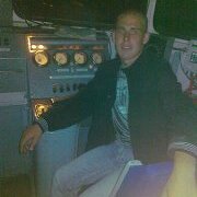 Михаил, 32, Шумиха
