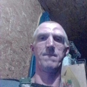 Михаил, 38, Венгерово