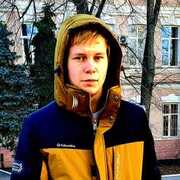 Антон, 20, Михайловское