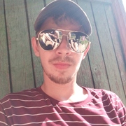 Владимир, 24, Терней