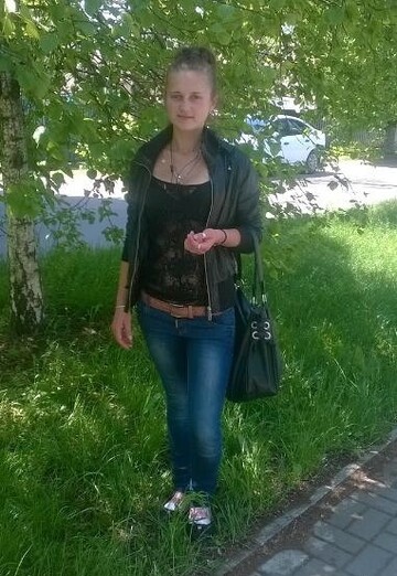Моя фотография - Аня, 28 из Синельниково (@anagontova)