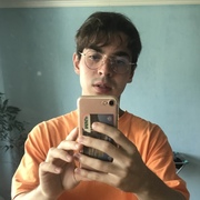 Артем, 21, Саратов
