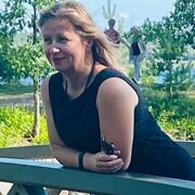 Аня, 48, Санкт-Петербург