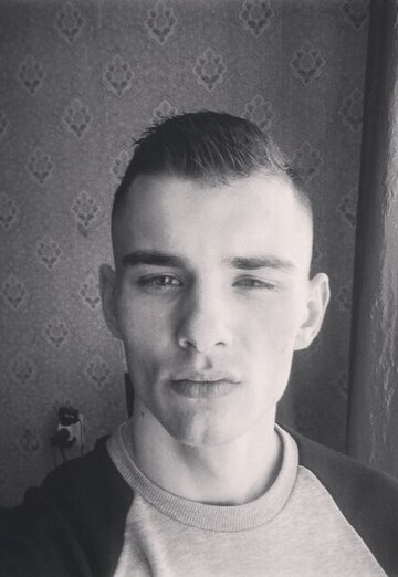 Моя фотография - Валерий, 32 из Москва (@dmitriy385050)