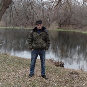 Виктор Колесников, 50, Калач