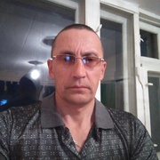 Александр, 49, Мирный (Архангельская обл.)