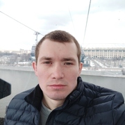 Павел, 29, Тосно