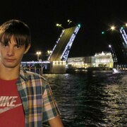 vlad, 24, Фряново