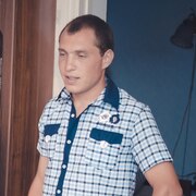 Саша, 32, Монино