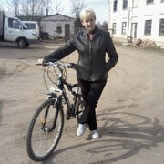 Елена, 64, Торопец