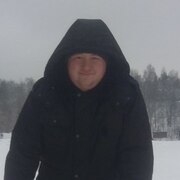 Антон, 26, Бытошь