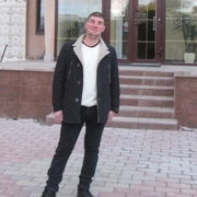 Виктор, 32, Куровское