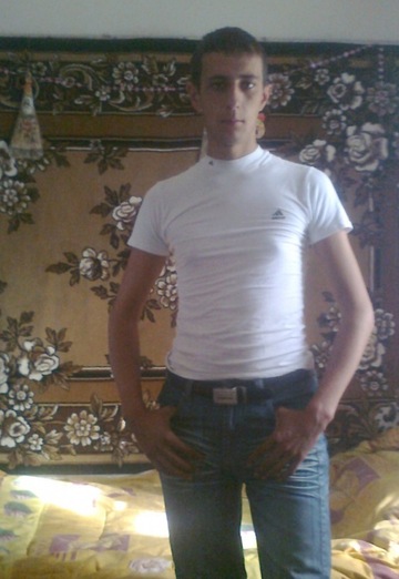 Моя фотография - Андрей, 36 из Котельва (@andrey125723)