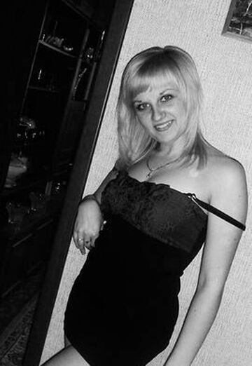 La mia foto - Alina, 30 di Leninsk (@alina7443)
