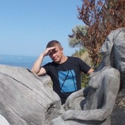 Влад, 44, Жешарт
