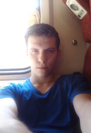 Моя фотография - Сергей, 19 из Санкт-Петербург (@vlasyara)