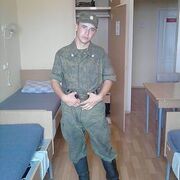денис, 30, Татищево