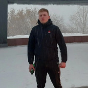 Александр, 21, Елизово