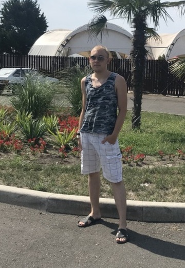 Mein Foto - Wladimir, 23 aus Isobilny (@vladimir441138)