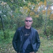 Андрей, 32, Красногородское