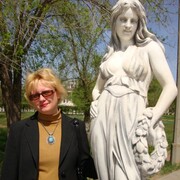 Марина, 51, Ахтубинск