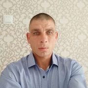 Владимир Ипполитов, 34, Гвардейск