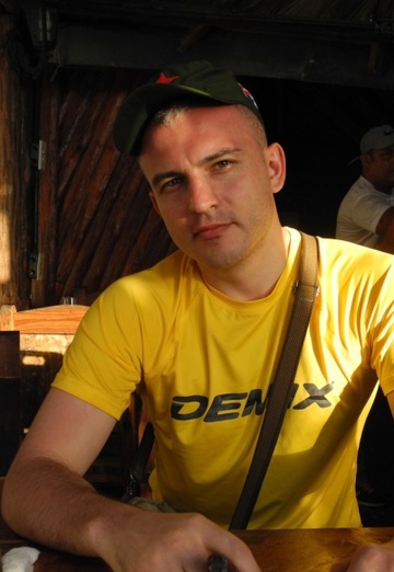 Моя фотография - Михаил, 36 из Серпухов (@mishanya25410)