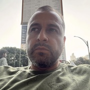 Mauricio 42 Toronto