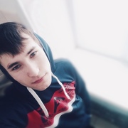Александр Абдухамидов, 21, Алейск