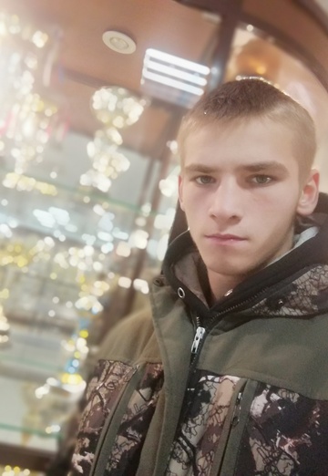 Моя фотография - Михаил, 22 из Нефтеюганск (@mihail205313)