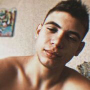 Александр, 18, Курган