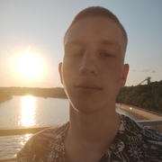 Андрей, 19, Монино